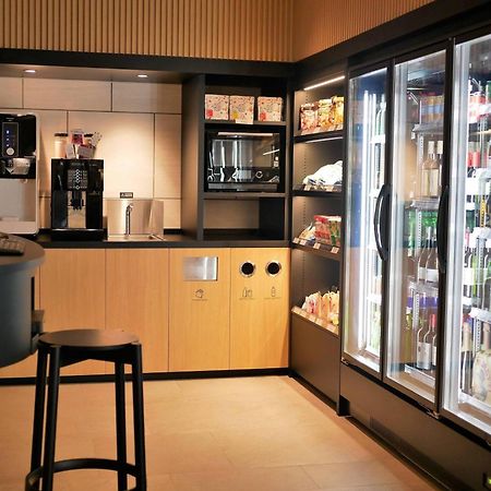Готель Fairfield By Marriott Osaka Namba Екстер'єр фото