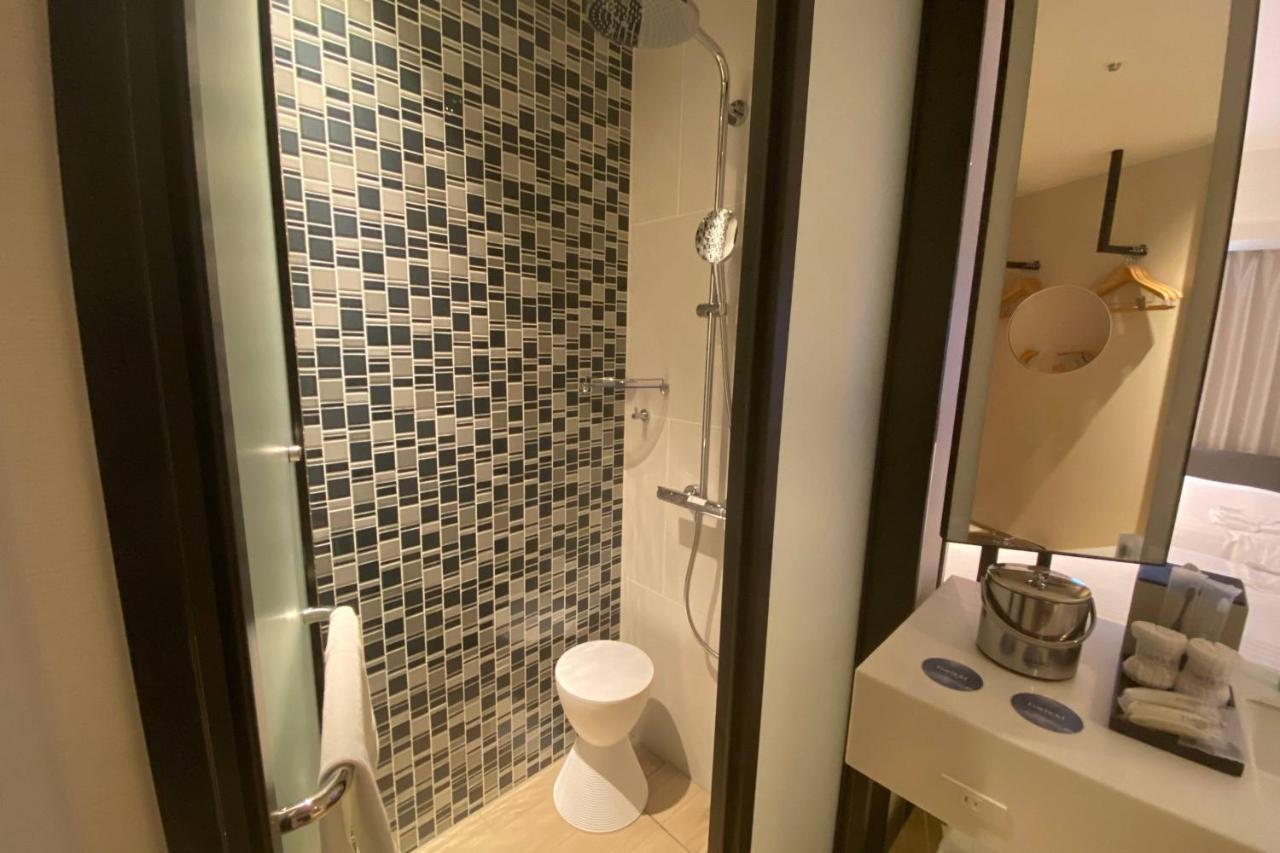 Готель Fairfield By Marriott Osaka Namba Екстер'єр фото