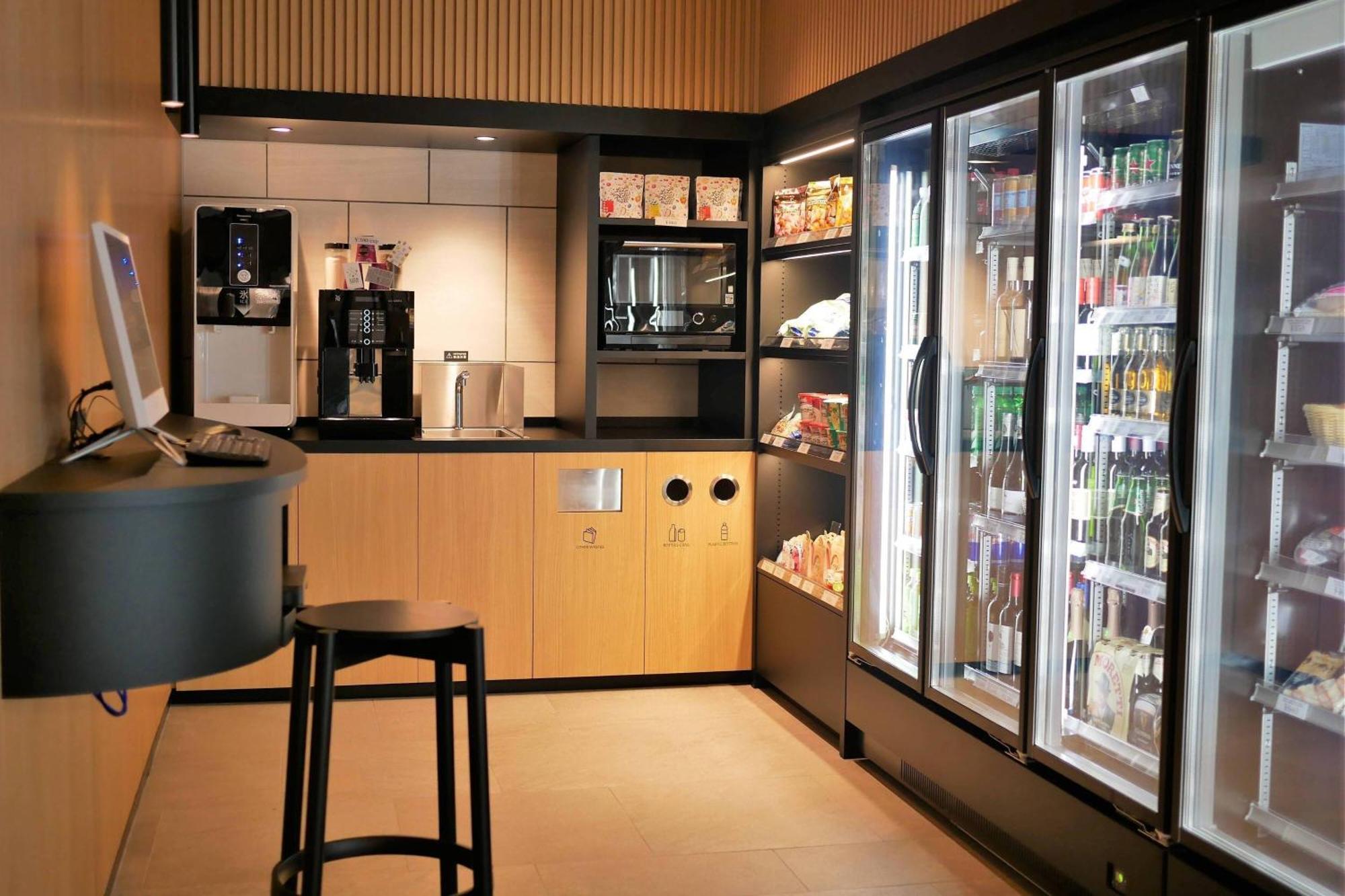 Готель Fairfield By Marriott Osaka Namba Екстер'єр фото