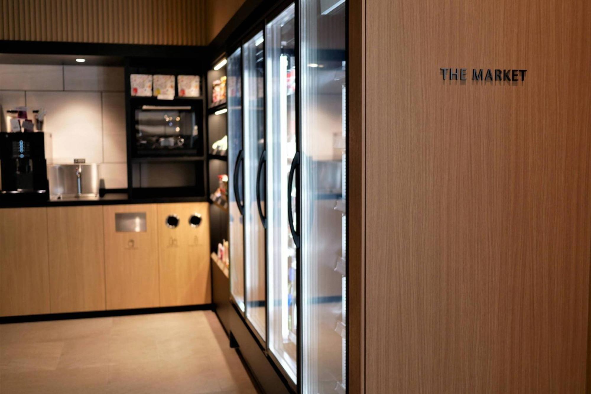 Готель Fairfield By Marriott Osaka Namba Екстер'єр фото